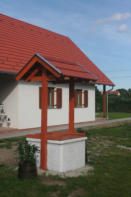 Malomko Apartman Zsira 외부 사진