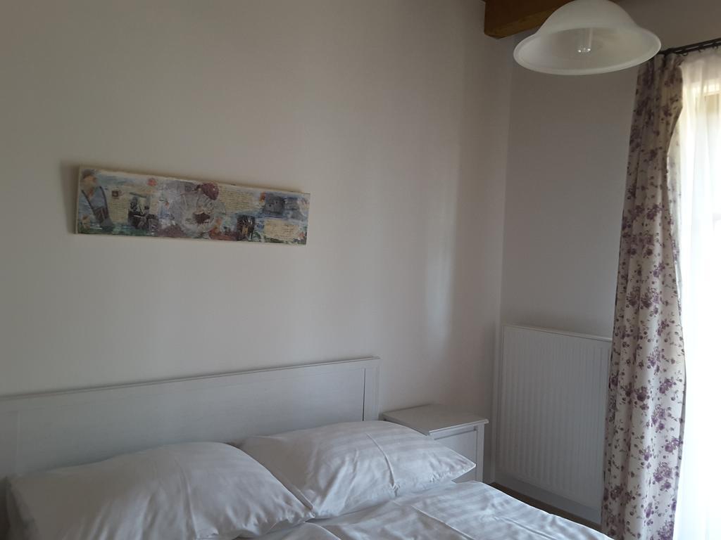Malomko Apartman Zsira 외부 사진